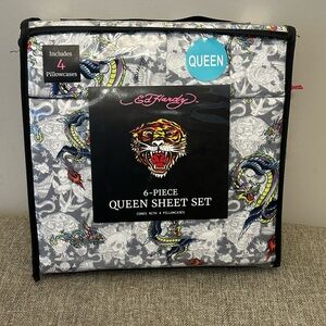 Ed Hardy Queen Sheet Set - Gray and Black